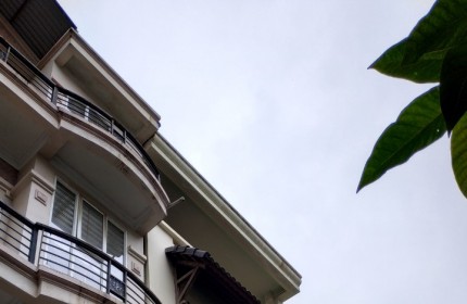 CHO THUÊ NHÀ NGUYÊN CĂN PHỐ LẠC TRUNG, 4 TẦNG, 45M2, 3WC, Ô TÔ ĐỖ CỬA, 16 TRIỆU (CTL) - VP, GĐ